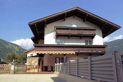 Malerisches Ferienhaus in Mayrhofen-Hippach b...