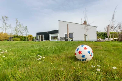 Ruim vakantiehuis met tuin