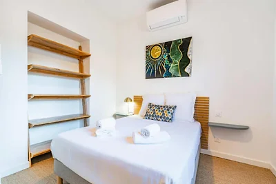 Helle, 60 m² große Wohnung am rechten Ufer