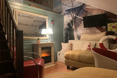 Villa mit Wellnesswanne, Sauna und Garten