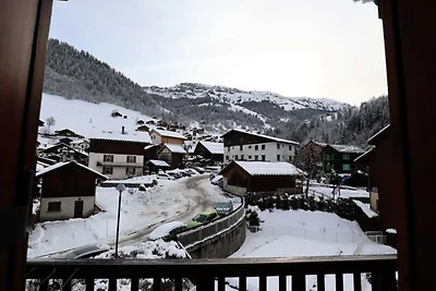 Apartment in den Alpen mit Pool und Blick auf...