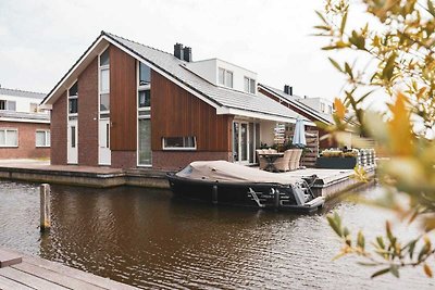 Lussuosa casa con molo vicino ad Amsterdam