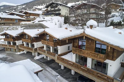 Rodzinny wypad do górskiego domku w Alpach