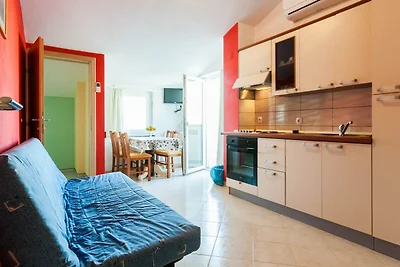 Cozy Apartments in Zadar with Sea and Mountai...
