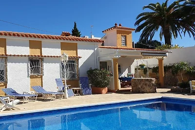 Ferienhaus in Vinaros mit Schwimmbecken