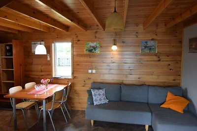 Casa vacanze vicino al lago a Parchowo