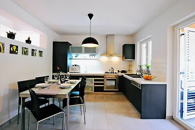 Villa Gea - Three Bedroom with Swimming Pool