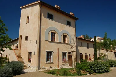 Grazioso appartamento con piscina in comune
