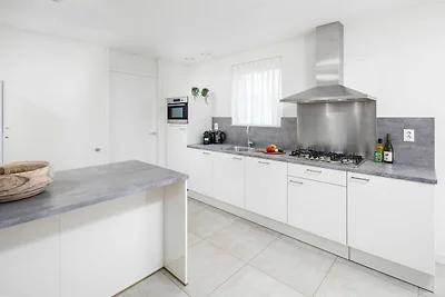 Villa di lusso a Nieuwvliet con sauna