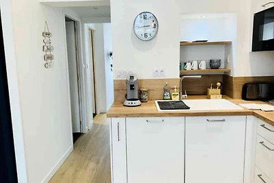 Le Saint Claude, stadscentrum, LR118