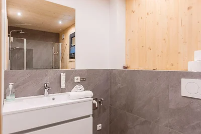 Wohnung mit finnischer Sauna und Pool