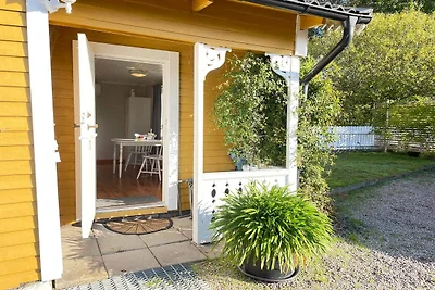 2 Personen Ferienhaus in Ronneby-By Traum