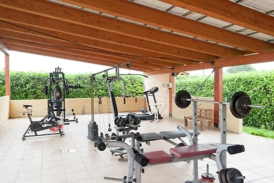 Cottage rustico a Magione con piscina