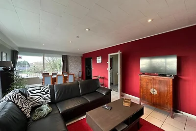 Gezellig vakantiehuis in Andenne met terras