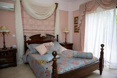 Casa di Ardéchoise con il fascino del passato
