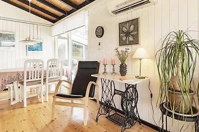 6 Personen Ferienhaus in Væggerløse