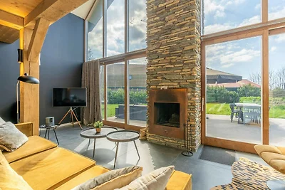 Luxuriöse und nachhaltige Ferienvilla für 6...