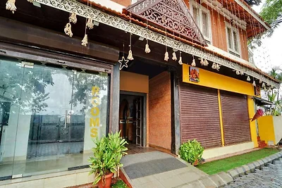 Super Collection O Calvathy Road