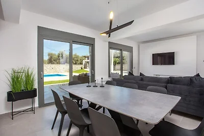 Luxuriöse Villa mit privatem Pool.