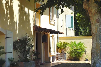 Acogedora casa en Noves con acceso a la...