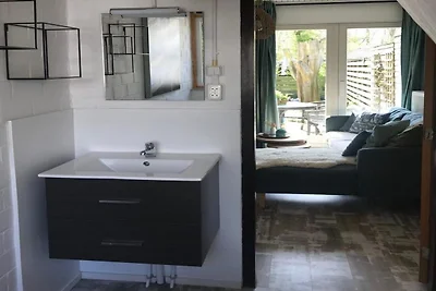 Bungalow in ruhiger Anlage in Strandnähe