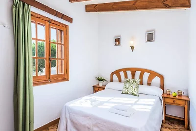 Villa in Cala Blanca mit privatem Pool