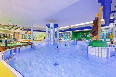 Schönes Safarizelt mit Badezimmer im...