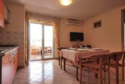 Apartment Stefani - two bedroom apartment wit...