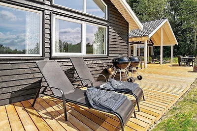 Luxuriöse Poolvilla in Vejby