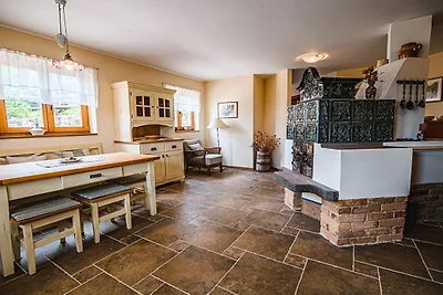 Hidden Authentic Haven Apartments - One Bedro...