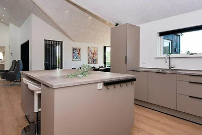 12 Personen Ferienhaus in Ansager-By Traum