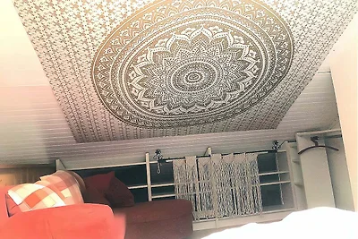 Ferienhaus in Schצntal mit Garten