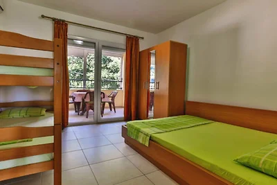 Beachfront Sunset Apartments Sutomore - Class...