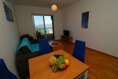 Apartments Kula - Comfort One Bedroom Apartme...