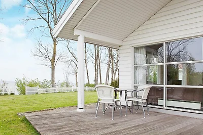 6 Personen Ferienhaus in Præstø