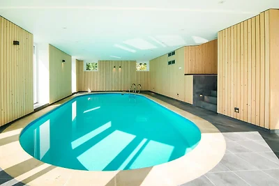 Lussuosa casa vacanze con piscina a Waimes