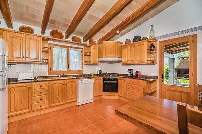 Villa mallorquina contemporánea para 6...