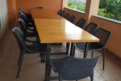 Exclusive Elegant Villa with Pool in Kastel N...