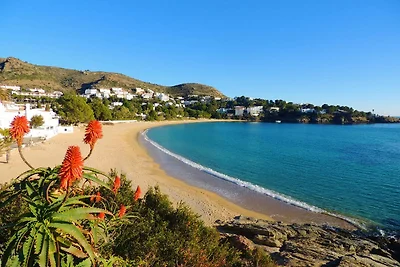 Appartamento a Rosas con piscina