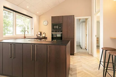 12 Personen Ferienhaus in Millinge