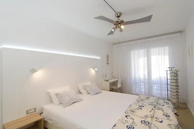 Apartments Villa Olea - Apartment with Loggia