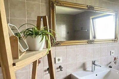 2-Zimmer-Ferienwohnung mit Balkon