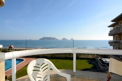 Wohnung in Estartit mit Meeresstrand