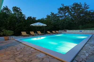Ferienhaus in Porec mit Schwimmbecken