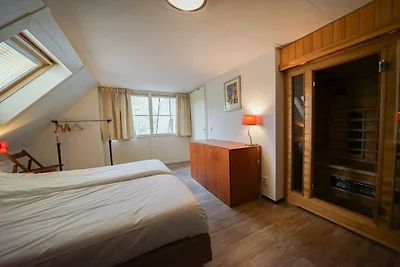 Villa in Beekbergen mit Terrasse