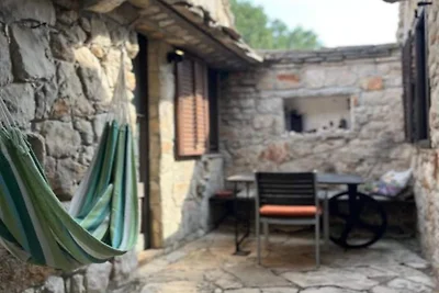 Two Bedroom Holiday Holiday Home with Patio a...