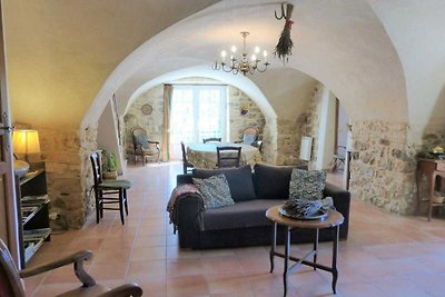 Charmante maison en pierre avec terrasse et j...