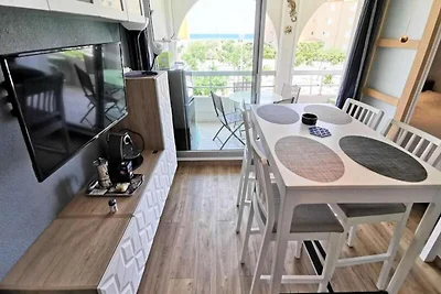 Wohnung in Frankreich mit Meerblick am Strand