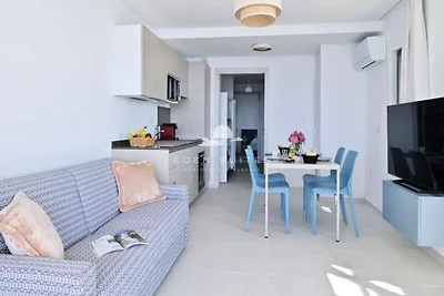 Apartment auf Korsika mit Meerblick und Pool