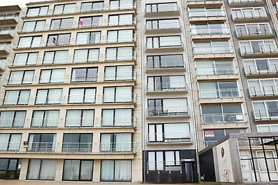 Appartement in Nieuwpoort met zeezicht